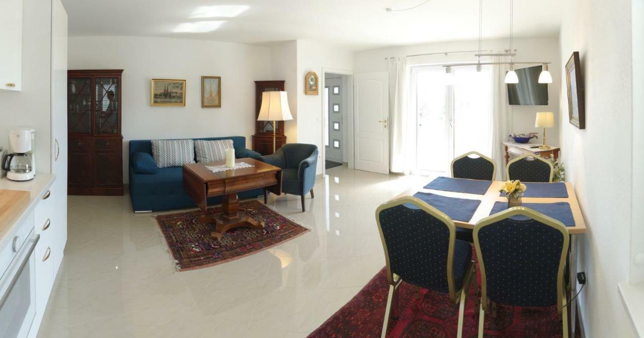 Open Hus Apartment Krvavica Luaran gambar