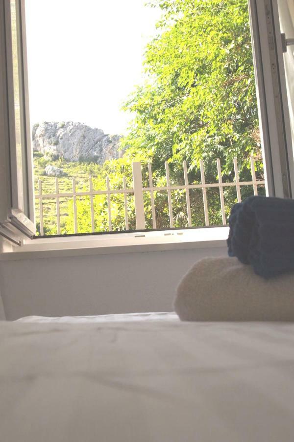 Open Hus Apartment Krvavica Luaran gambar