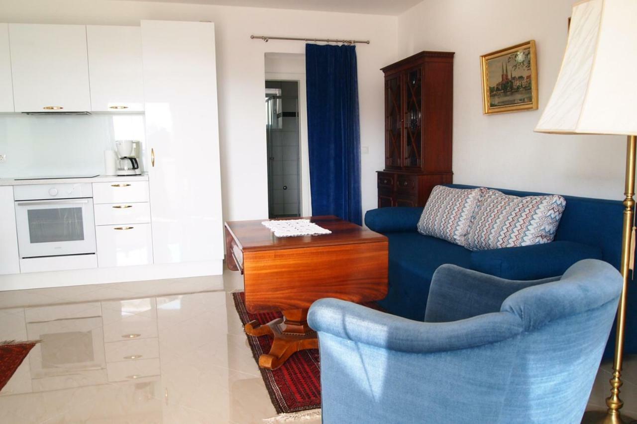Open Hus Apartment Krvavica Luaran gambar