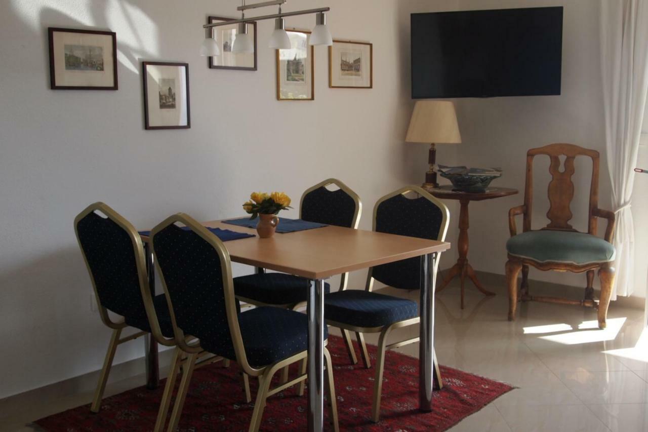 Open Hus Apartment Krvavica Luaran gambar